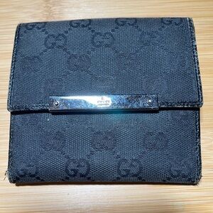 GUCCI GG Logo Plate Canvas Leather Card Bil Wallet Medium Monogram